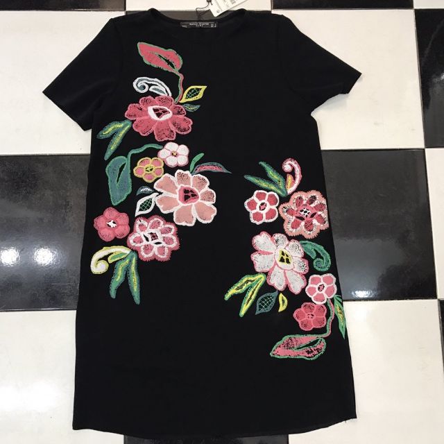 Zara dress | BigBuy360 - bigbuy360.vn