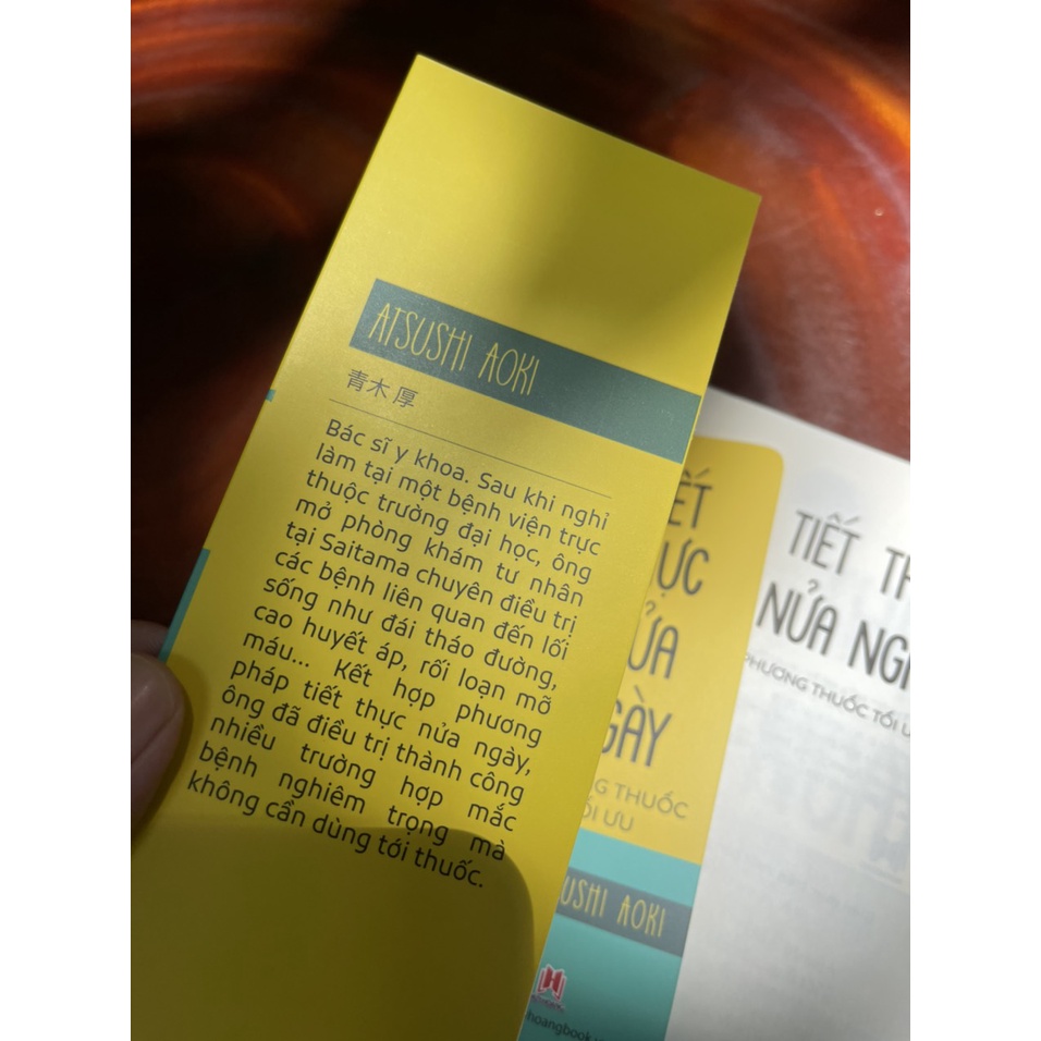 Sách -Tiết thực nửa ngày: phương thuốc tối ưu – Atsushi Aoki – Vương Anh dịch –Huy Hoang Books -Nxb Thanh Niên (bìa mềm)