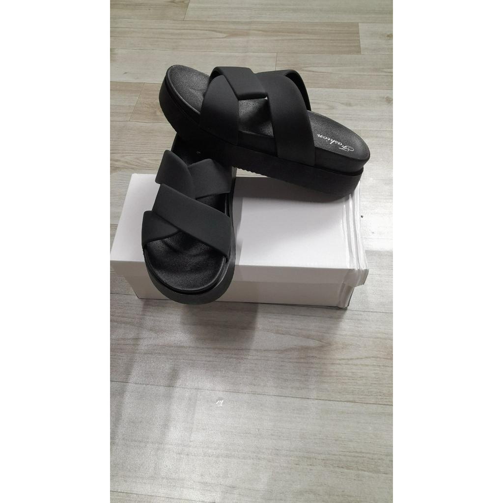 Dép Bánh Mì Nữ V Đan Chéo Độn Đế Siêu Cấp