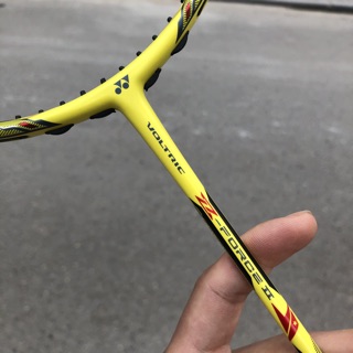 Vợt cầu lông Yonex Voltric Z-Force II LD