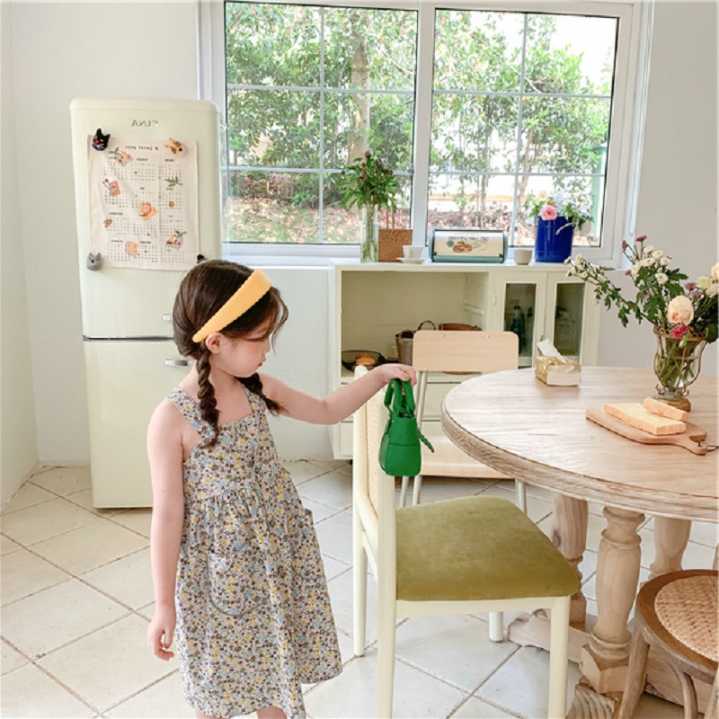 Váy đầm bé gái hoa nhí lưng chéo phong cách Hàn Quốc dễ thương
