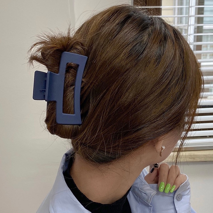 Kẹp Càng Cua Bằng Nhựa Nhiều Màu Sắc Kiểu Dáng Sang Trọng Dành Cho Nữ