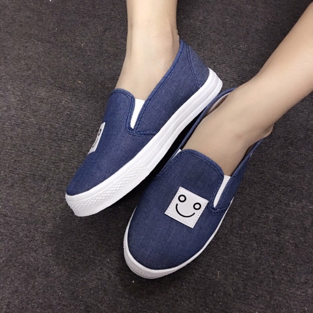 😄HOT SALE😄 Giày slip on mặt cười jean đậm | BigBuy360 - bigbuy360.vn