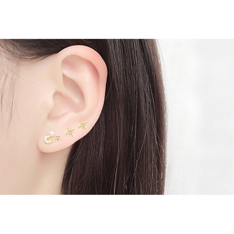 Bông Tai Tia Sáng La Mã Lấp Lánh, Biểu Tượng Thể Thao Cá Tính - Vani Store