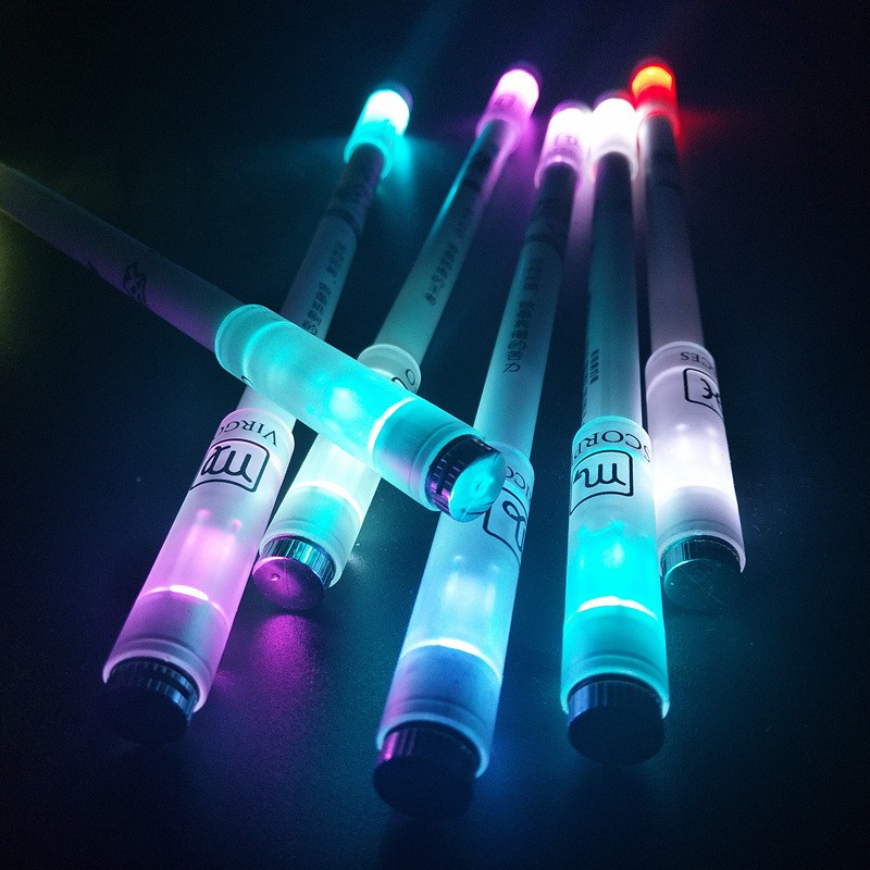 Bút Xoay Có Đèn Led Phát Sáng Độc Đáo Cho Trẻ Em