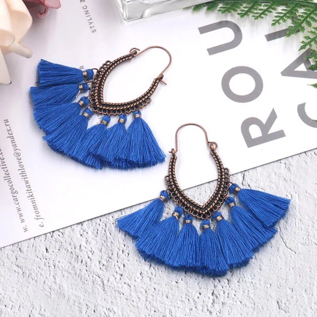 Bông tai tua rua - Khuyên tai du mục