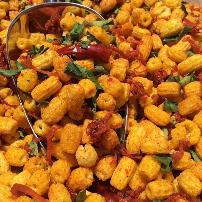 Nui Sen Lăc Khô Bò Sấy Lá Chanh loại 1 đặc biệt lon 320gr