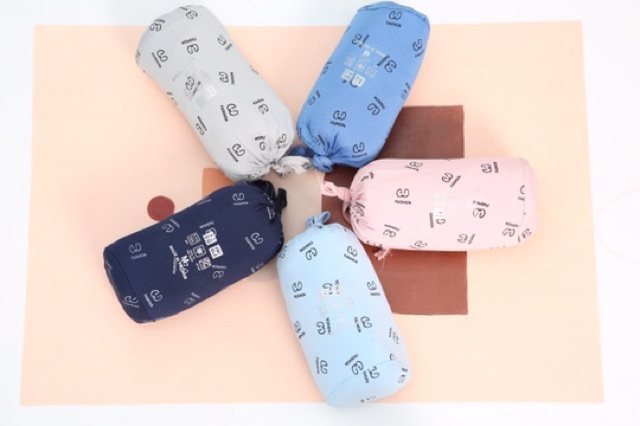 Áo nắng nữ thông hơi in chữ zich zac