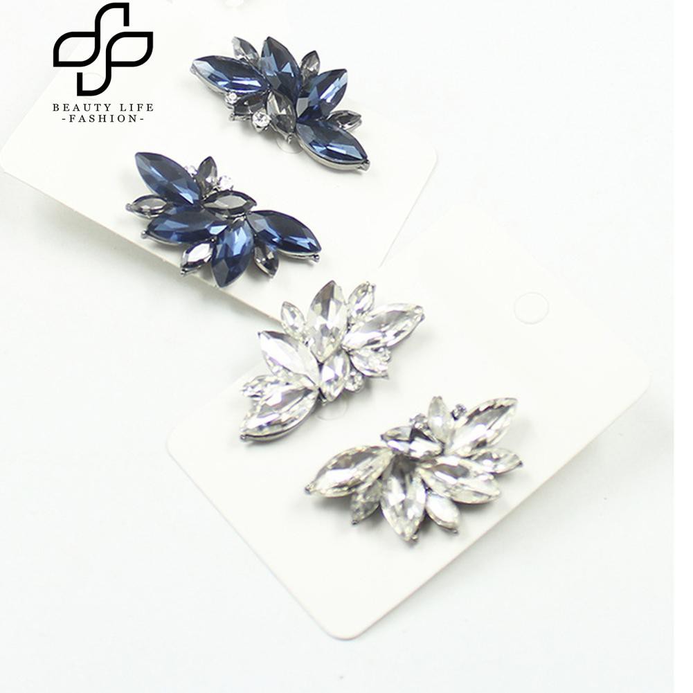 Hoa tai đính đá sang trọng dành cho nữ