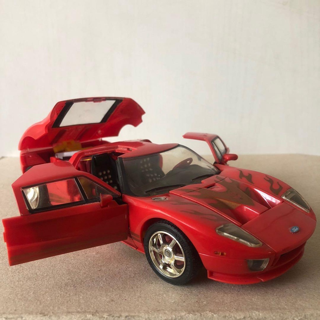 Mô hình robot biến hình Ford GT RODIMUS Transformers Alternators series