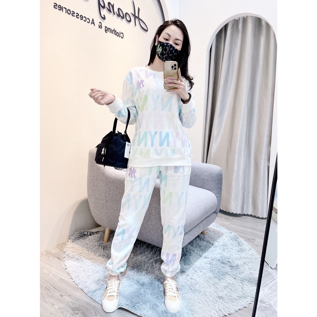 (HÀNG XUẤT XỊN) Áo tay dài trắng in nhiều màu M/L/B Monogram Rainbow New Full tag-code Size S M L Có quần bán kèm