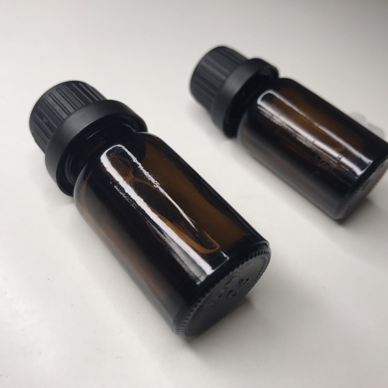 Chai thuỷ tinh đựng tinh dầu 10ML - Nắp đen, nút nhỏ giọt