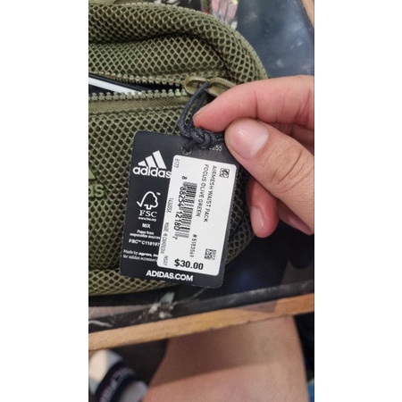 Belt bag Adidas full tag.- Hàng Auth mua tại Mỹ