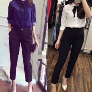 Áo sơ mi chấm bi chất siêu đẹp và mát. Kiểu dáng thanh thoát,  sơ vin hay mặc suông đều đẹp.  Có nơ cổ rất xinh và điệu