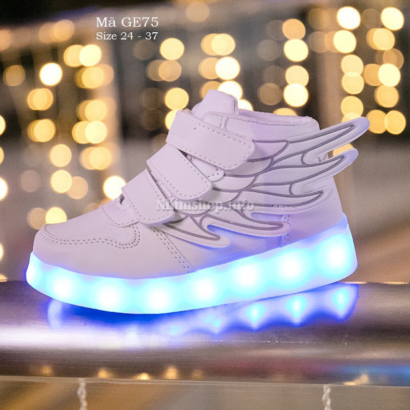 Giày bé trai bé gái có đèn LED phát sáng sạc USB thông minh cho bé 2 đến 12 tuổi sneaker trắng cánh thiên thần GE75