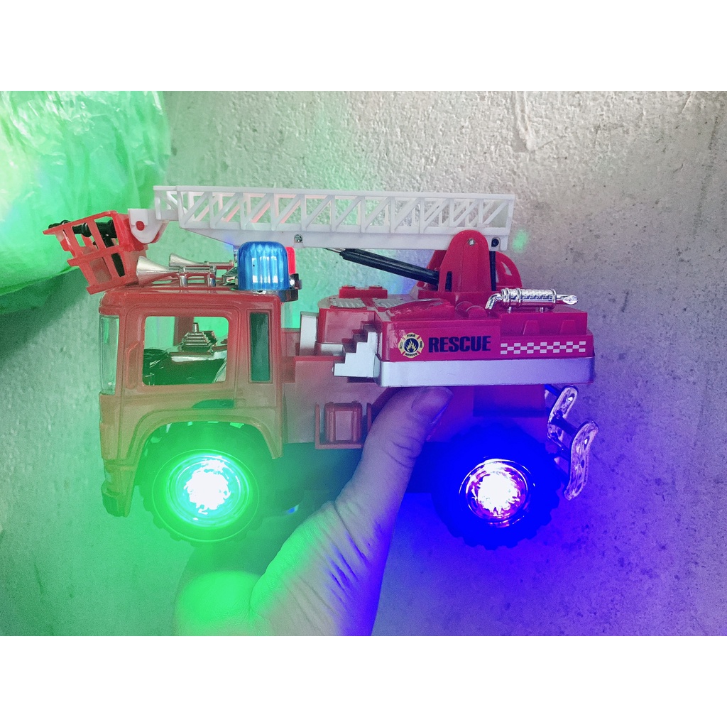 XE OTO ĐỒ CHƠI, OTO CỨU HOẢ CÓ ÂM THANH, ÁNH SÁNG