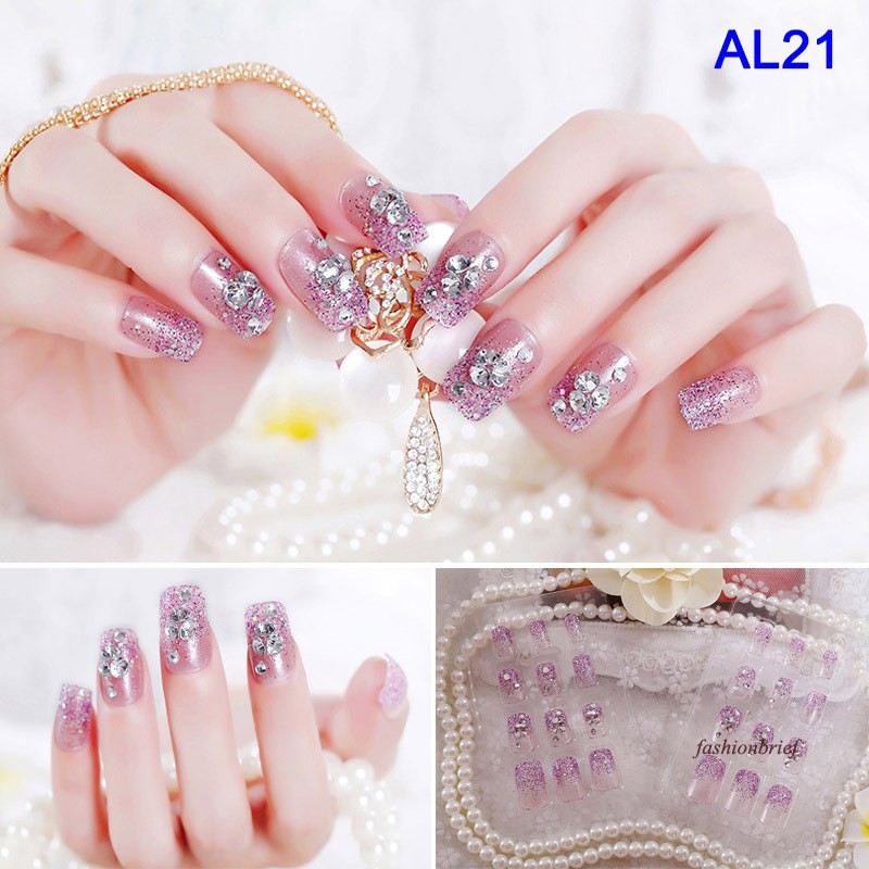 [Hàng mới về] Hộp 24 Miếng Dán Móng Tay Giả Hoàn Thiện Trang Trí Nghệ Thuật Cho Cô Dâu