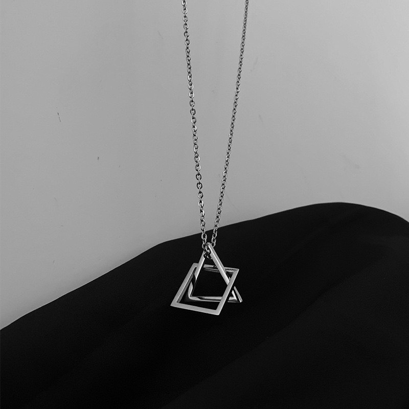 Vòng cổ nữ đẹp Minezo cao cấp thép titan mặt hình tam giác 3D PK15