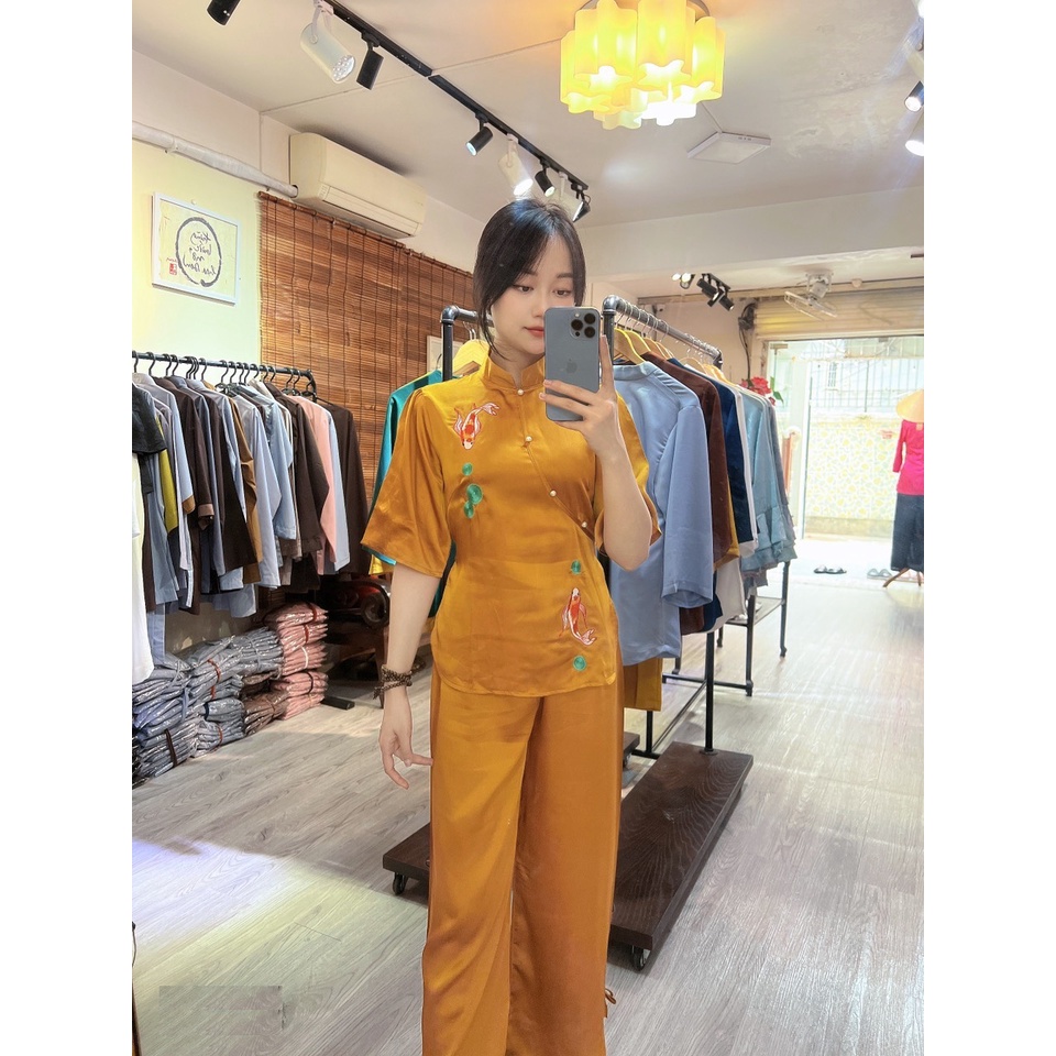 Đồ Lam Nữ Đi Chùa - Bộ Đi Lễ Chùa C1 Trang Nhã Thêu Cá Ngọc Xinh Xắn Dành Cho Phật Tử Vải Lụa Tằm mềm mại quần xẻ