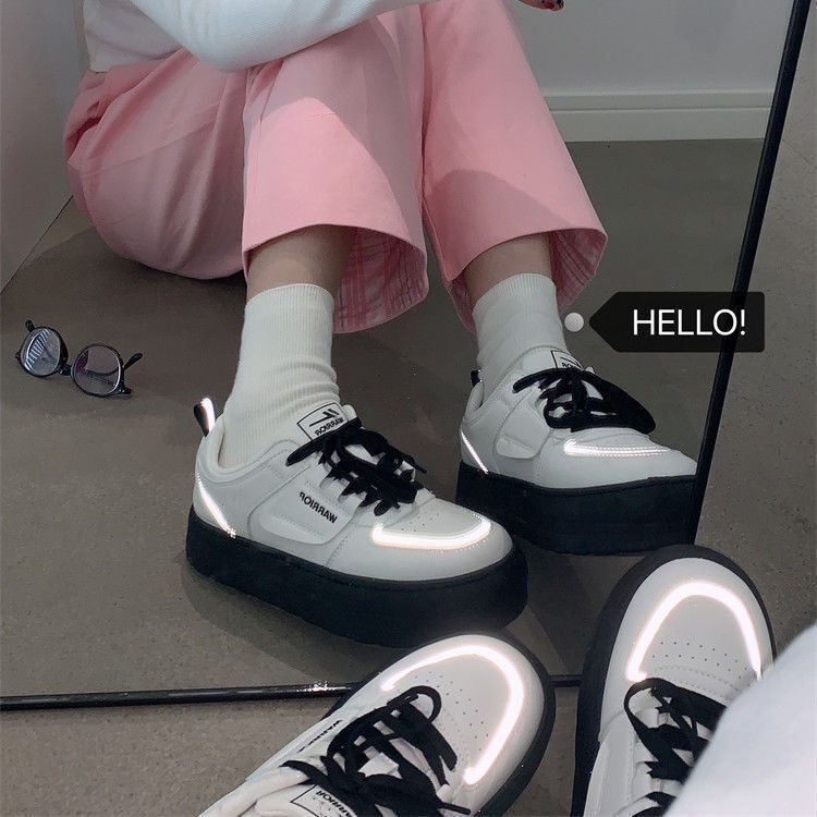 Giày Bánh Mì Cỡ Lớn 2022 Kiểu Lưới Thoáng Khí Đế Dày Thời Trang Mùa Hè Mới Cho Nữ