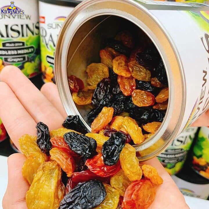 Nho Khô Mỹ Sunview Raisins Hỗn Hợp Loại 425 gram - Giá trị dinh dưỡng vượt trội, mang lại sức khỏe cho mọi người