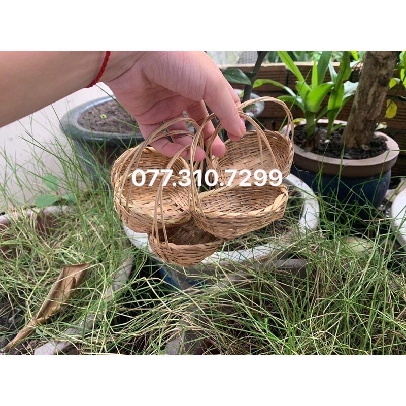 Giỏ tre trang trí mini  trang trí trồng cây