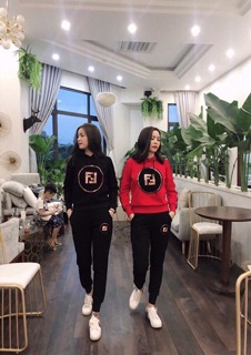 Bộ tt F có mũ
