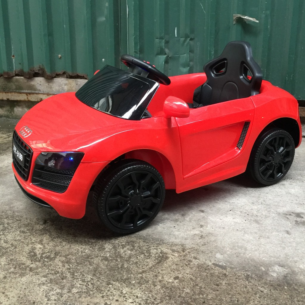 Ô tô điện trẻ em BMW M808 2 chế độ tự lái và điều khiển từ xa 30M bảo hành 12 tháng