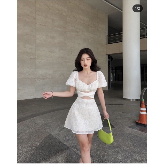 ĐẦM HOA NỔI CUT-OUT CHÉO DÂY BỤNG NHÚN NGỰC