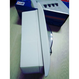 Vỏ tủ điện âm tường 2/4 EKIT