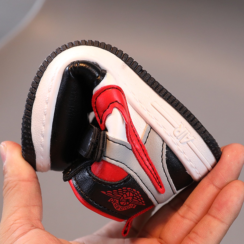 Giày thể thao thoáng khí chống trượt kiểu dáng thời trang thu đông dành cho bé gái 2021