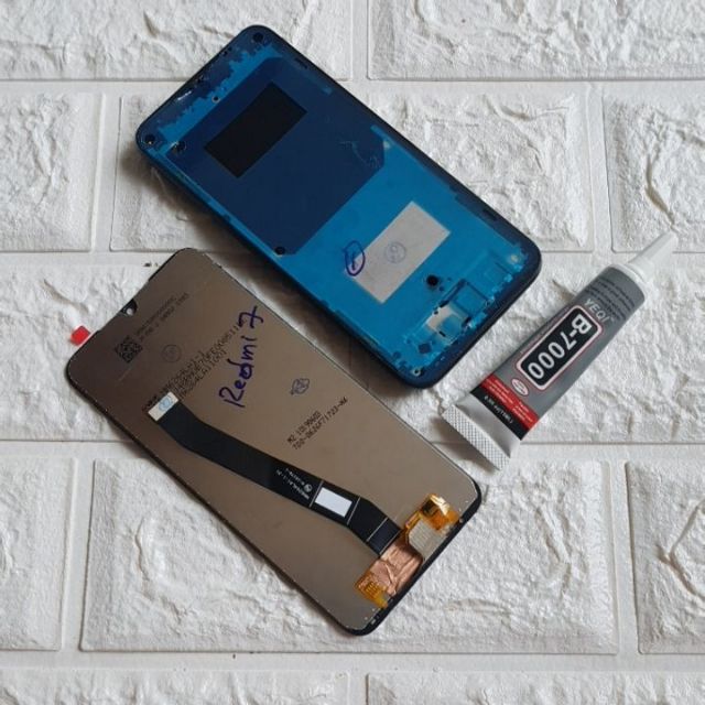Combo Bộ Vỏ + Màn Hình Xiaomi Redmi 7 Zin Hàng Cao Cấp Tặng 1 Tuýp Keo B-7000