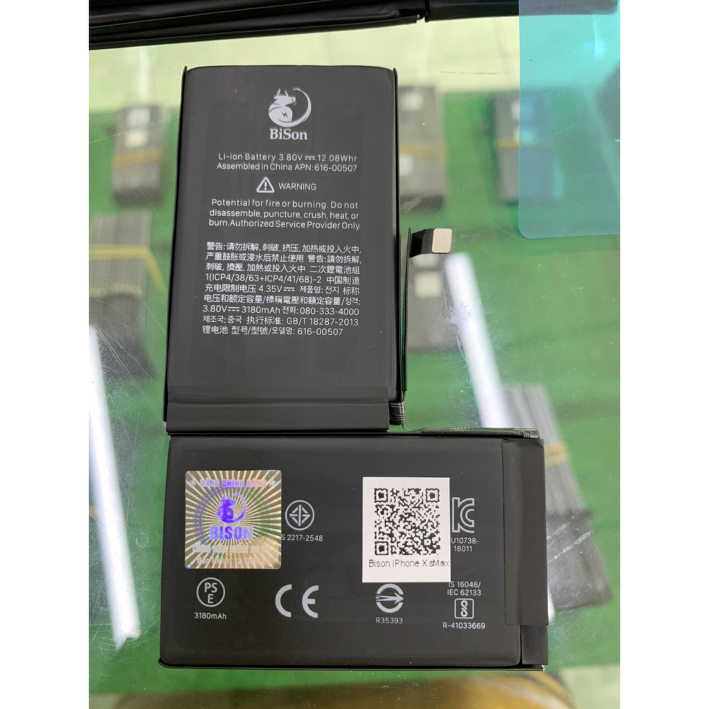 Pin Bison XS MAX dung lượng 3174mAh