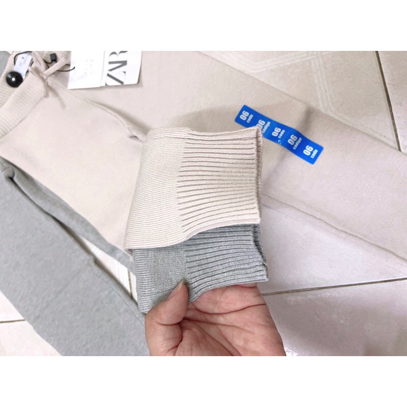 Quần len zara dư xịn