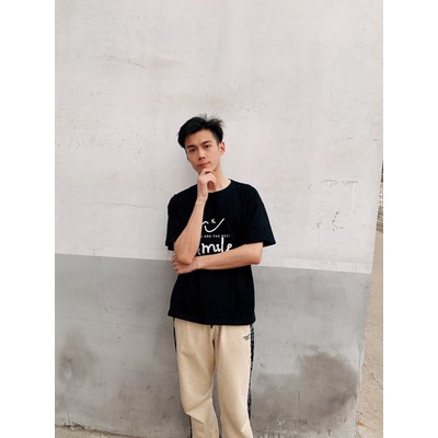 Áo thun unisex ⚡ 𝐂𝐨́ 𝐯𝐢𝐝𝐞𝐨+ 𝐀̉𝐧𝐡 𝐭𝐡𝐚̣̂𝐭 ⚡ Áo thun tay lỡ Smile nam nữ mặc, chất cotton mền và mát mặc đi chơi, đi học, đ | BigBuy360 - bigbuy360.vn