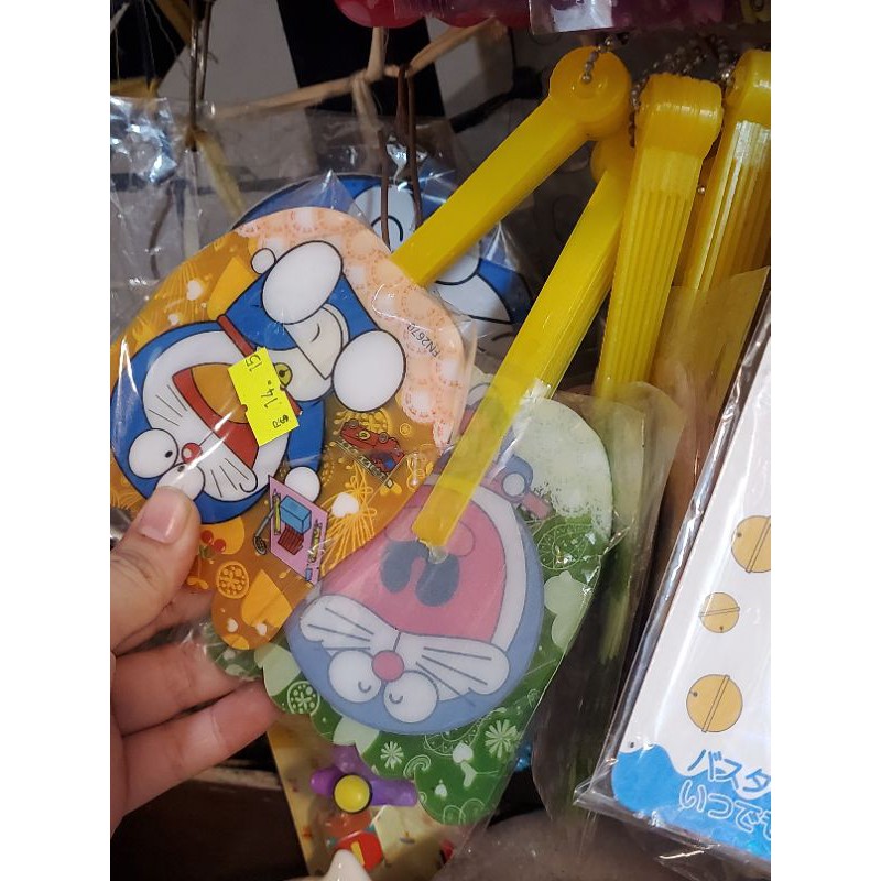 Quạt xếp Doraemon Doremon