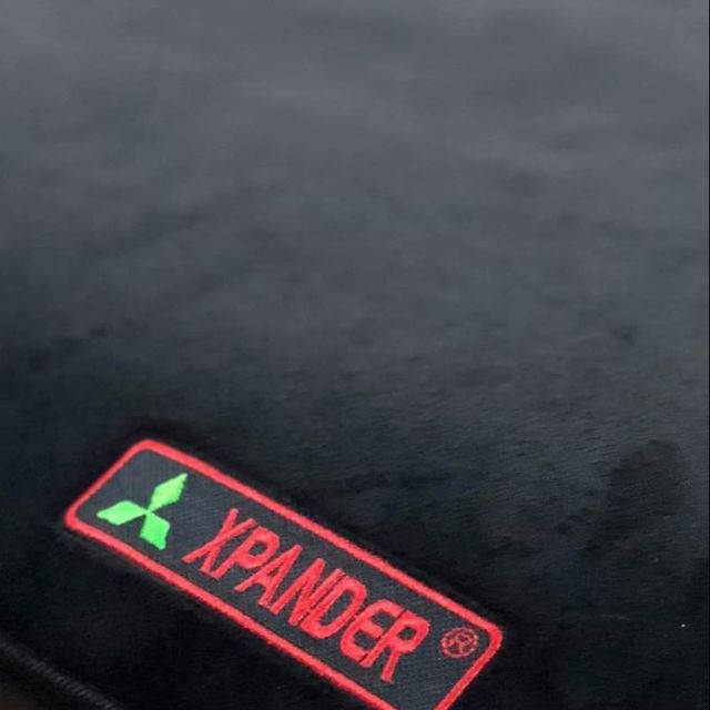 Thảm taplo Xpander