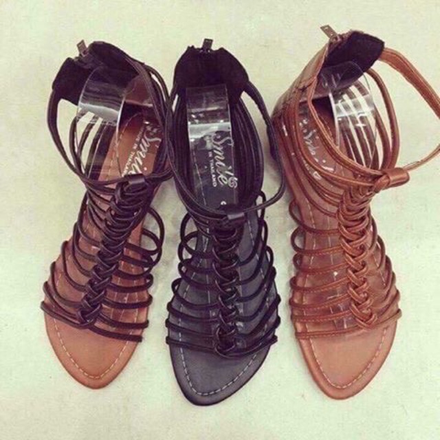 Sandal chiến binh Thái