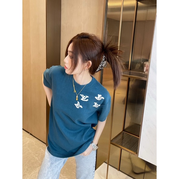 Áo len nữ dáng rộng tay ngắn thương hiệu Louis Vuitton LV cao cấp