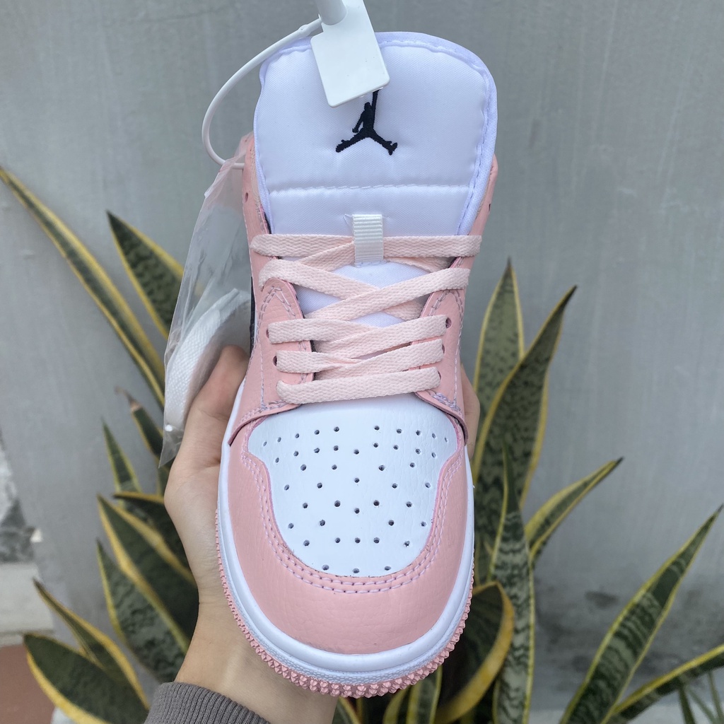 Giày Jordan hồng nữ cổ thấp, Giày Jordan 1 low màu hồng nhạt cho nữ cực xinh dễ phối đồ full phụ kiện | BigBuy360 - bigbuy360.vn