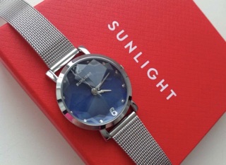 ĐỒNG HỒ NỮ SUNLIGHT (có ảnh thật)