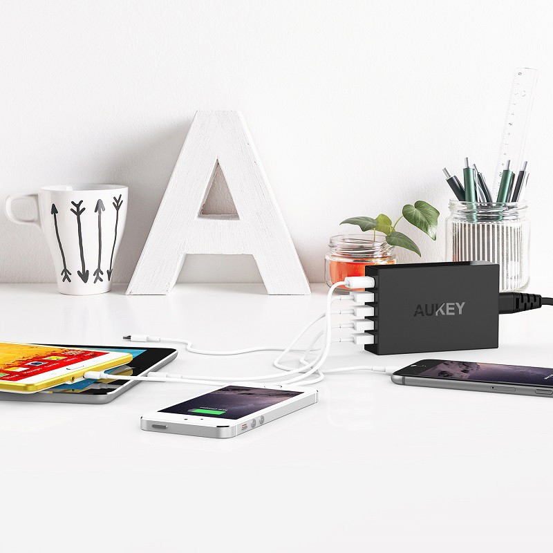 Sạc 5 cổng Aukey PA-T15