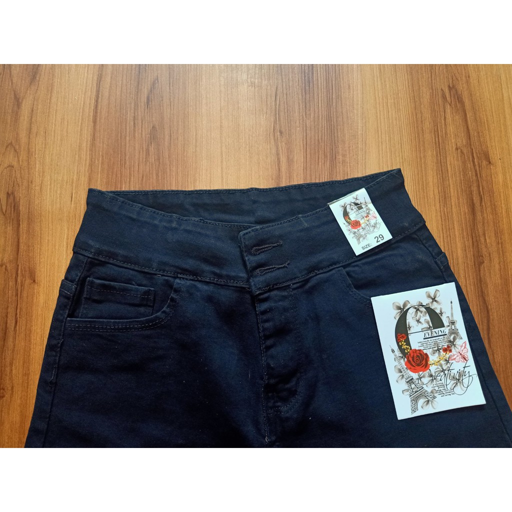 Quần Sọt Jean Nữ Co Giãn Mạnh Màu Đen Trơn Lưng Cao 2 Nút Siêu Tôn Dáng Có Size Đại