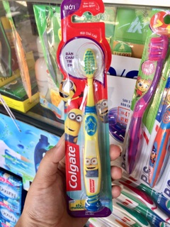 Bàn Chải Đánh Răng Colgate hình minions  trẻ em