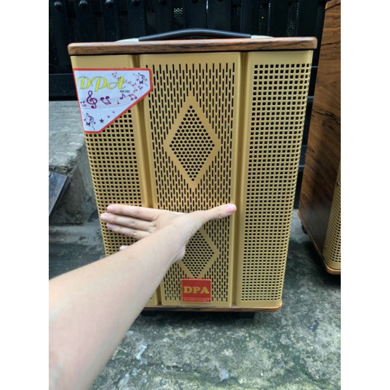 Loa Kéo di động Karaoke DPA GD15 CÔNG XUẤT 200W BAO ẤM 2 MIC XÁM CÁ TÍNH