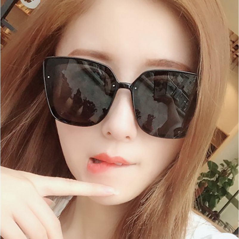 1 Kính Mát Oversize Phong Cách Retro | BigBuy360 - bigbuy360.vn