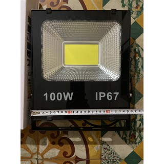 Đèn pha led cob 100w ip67 công suất đủ