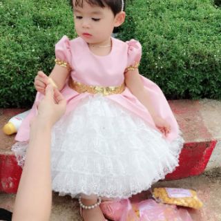 Vải Ren tầng.