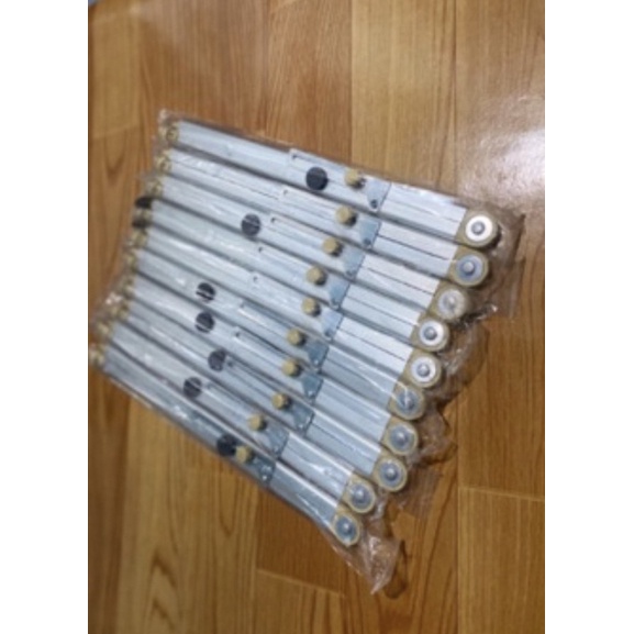 Compa Nhôm Dành Cho Giáo Viên