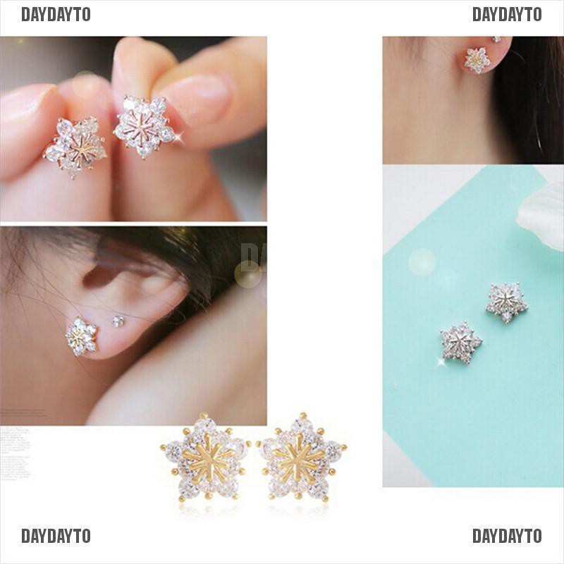 [DAYDAYTO] Bông Tai Hình Hoa Tuyết Pha Lê Nhỏ Nhắn Dễ Thương Cho Nữ